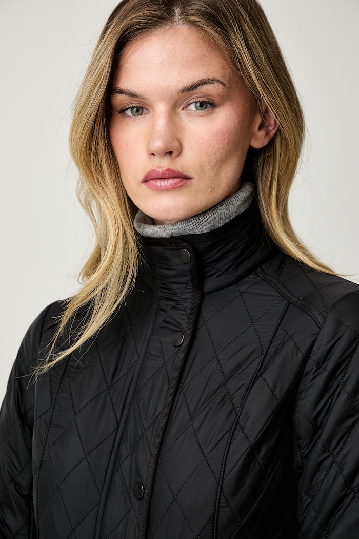Barbour μεταβατικό μπουφάν γυναικείο Cavalry μαύρο LQU0087
