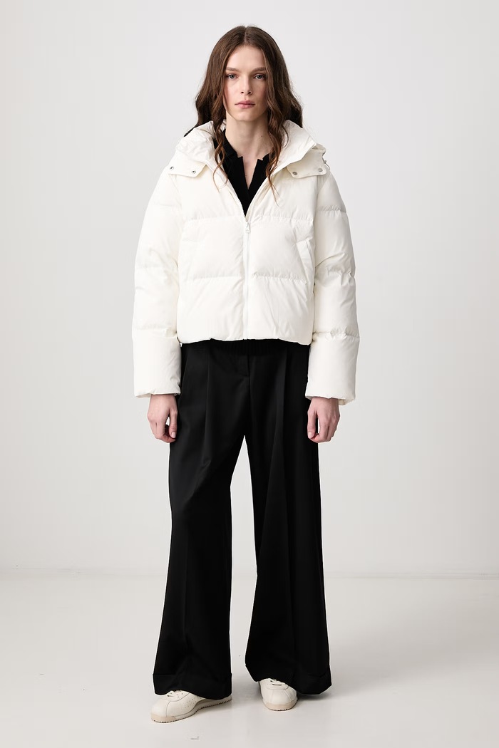 Lacoste Kurtka puchowa damska BF8434 beżowy AW26