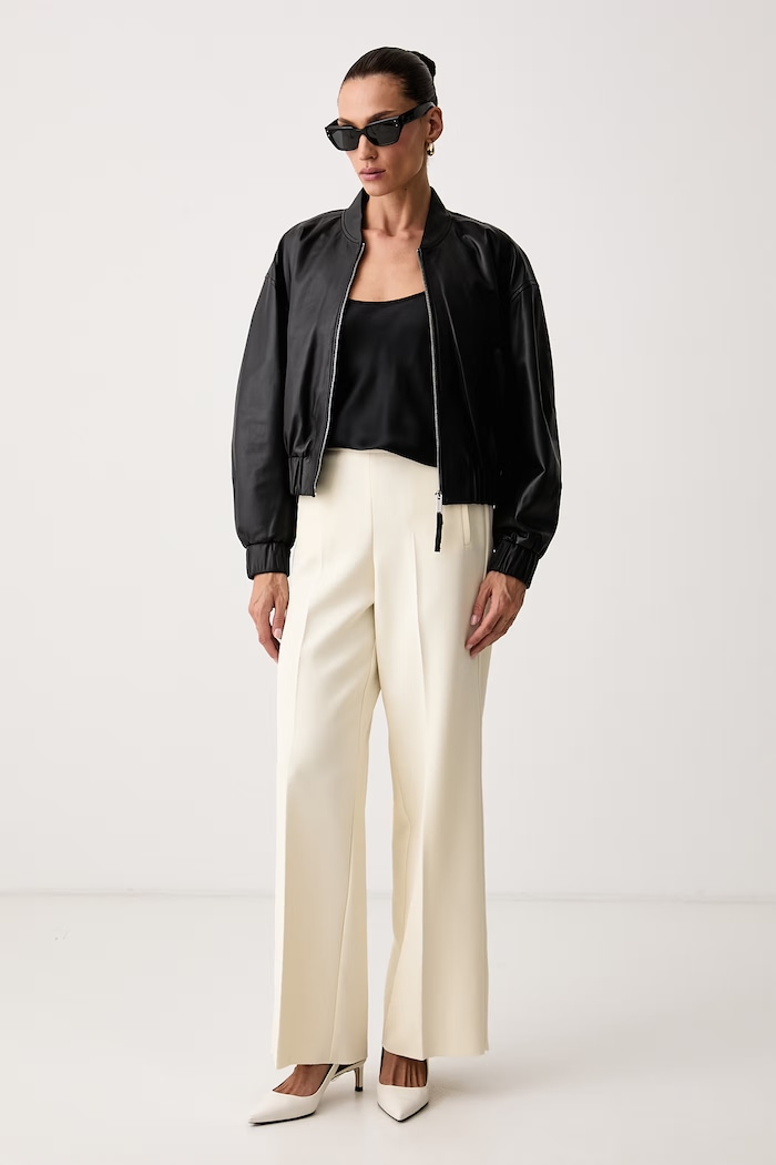 Marella Короткая куртка для женщин из кожи MLSALFIO 2623446044200 чёрный AW26