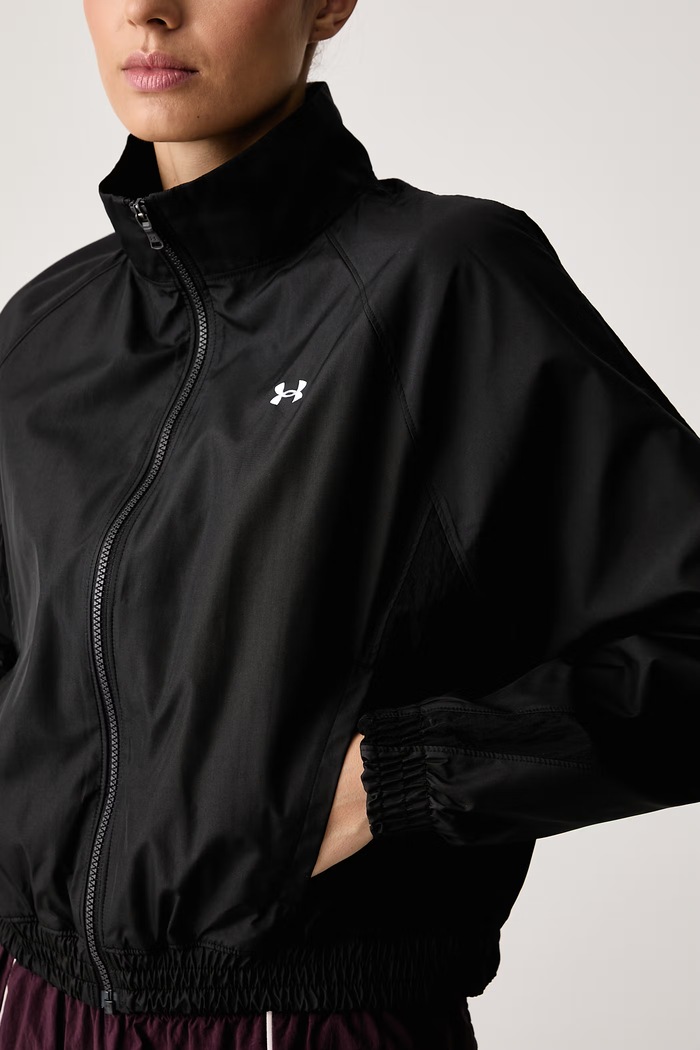Krótka kurtka damska Icon Under Armour 6013531 czarny