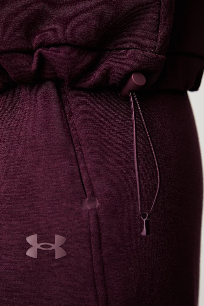Under Armour μπλούζα με κουκούλα γυναικεία Unstoppable 6013520 μπορντό