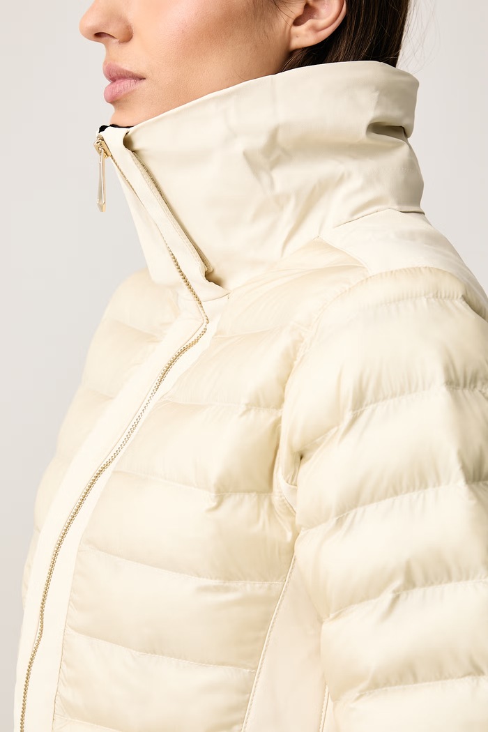 Kurtka narciarska damska AVANTI Helly Hansen 65732.034 beżowy