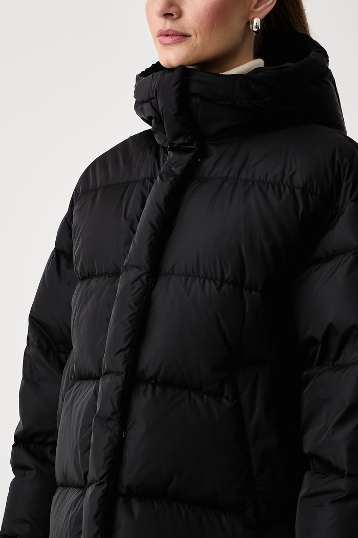 Kurtka puchowa damska WKDLUSSO Weekend Max Mara 2625486082600 czarny