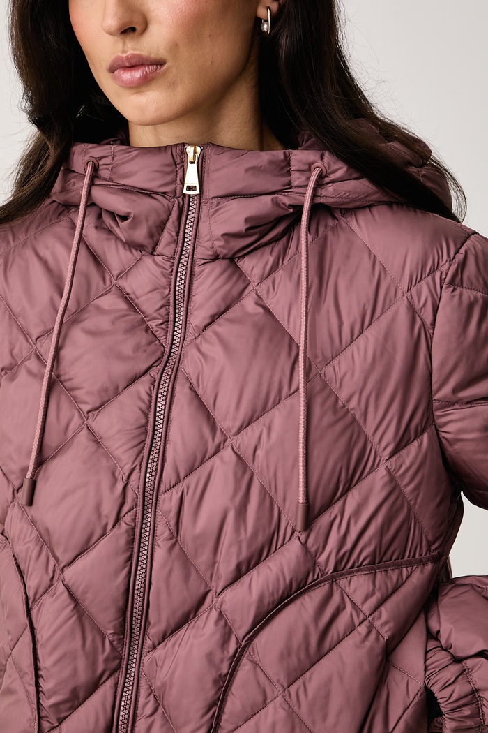 Kurtka puchowa damska WKDERIS Weekend Max Mara 2625486062600 różowy