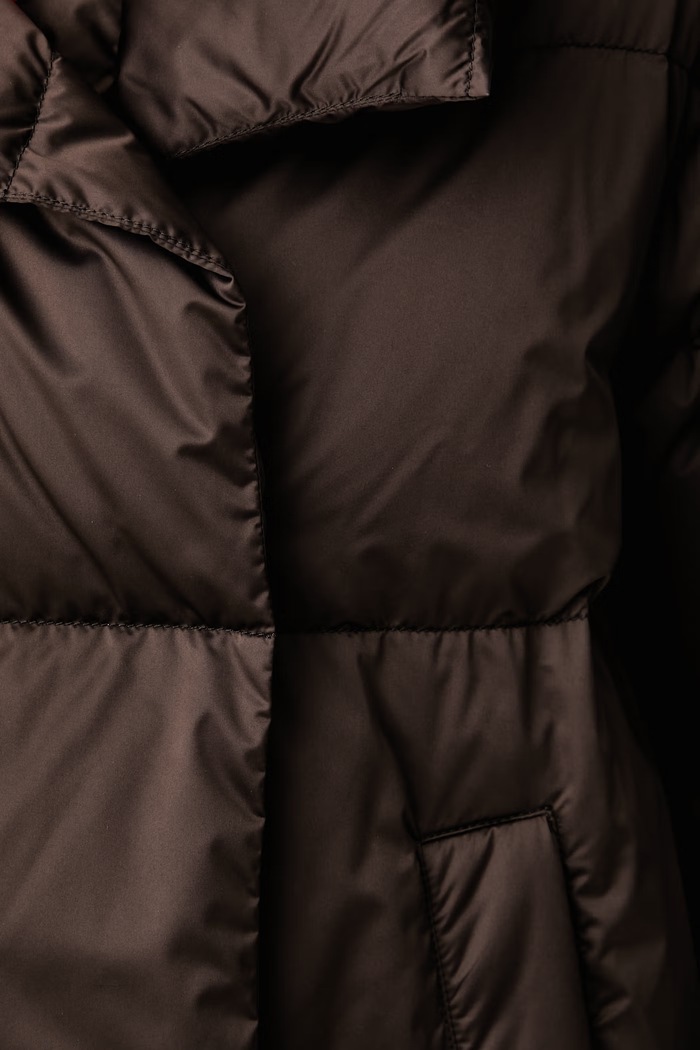 Kurtka puchowa damska WKDMATASSA Weekend Max Mara brązowy 2625486052600