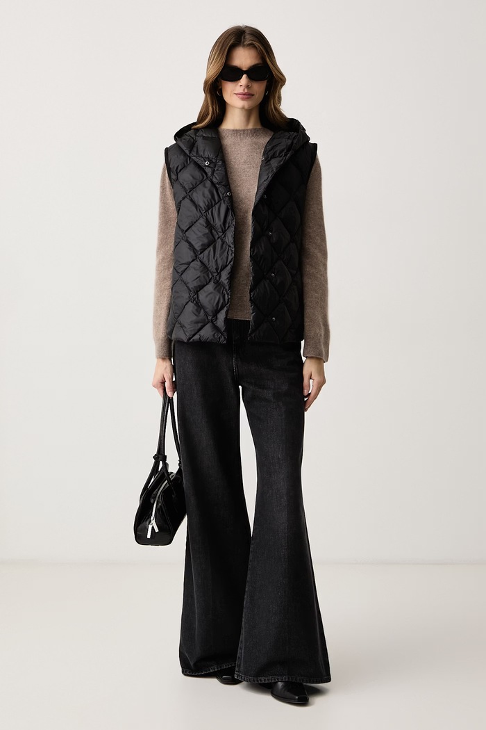 Weekend Max Mara Bezrękawnik puchowy damski WKDGIOCHI 2625296012600 czarny AW26