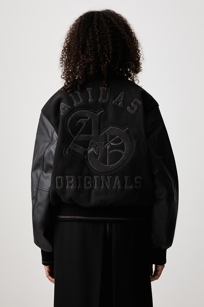 Odzież adidas Originals Varsity bomberka damska KG6370 czarny