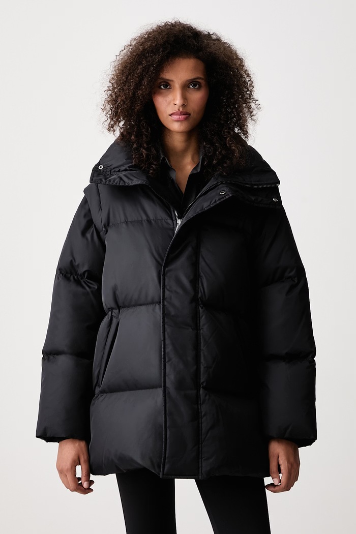 MM6 Maison Margiela Kurtka puchowa damska czarny S52AM0370.M36018