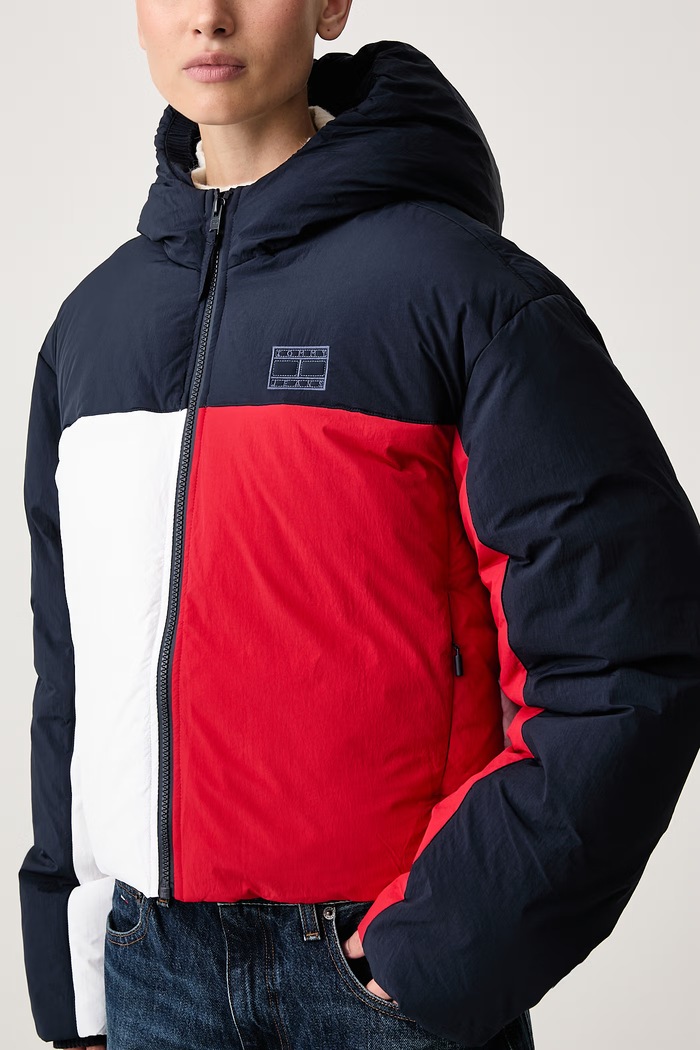 Κοντό μπουφάν γυναικείο Tommy Jeans DW0DW23414 σκούρο μπλε