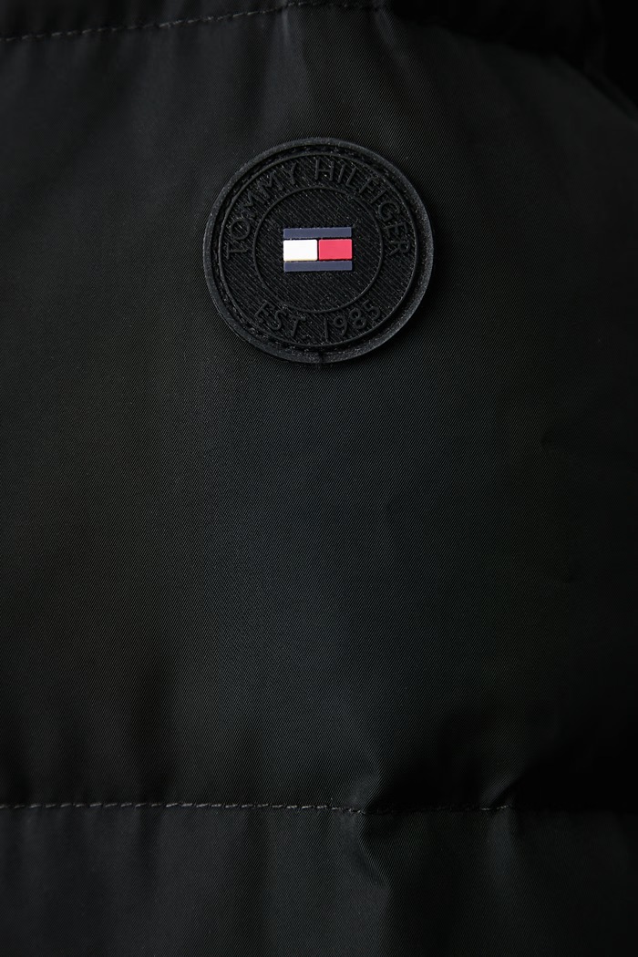 Péřová bunda dámská Tommy Hilfiger černá WW0WW51521