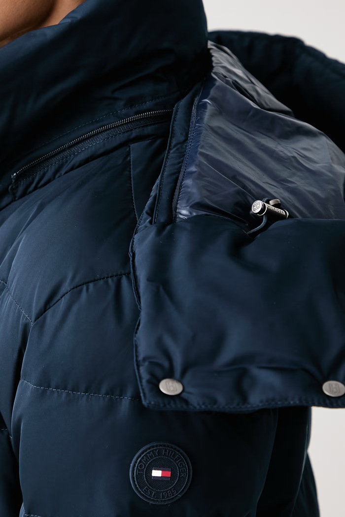 Tommy Hilfiger Długa kurtka damska WW0WW51111