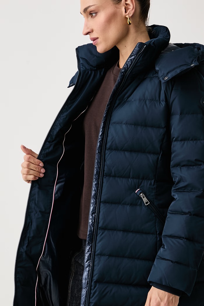 Tommy Hilfiger Długa kurtka damska WW0WW51111