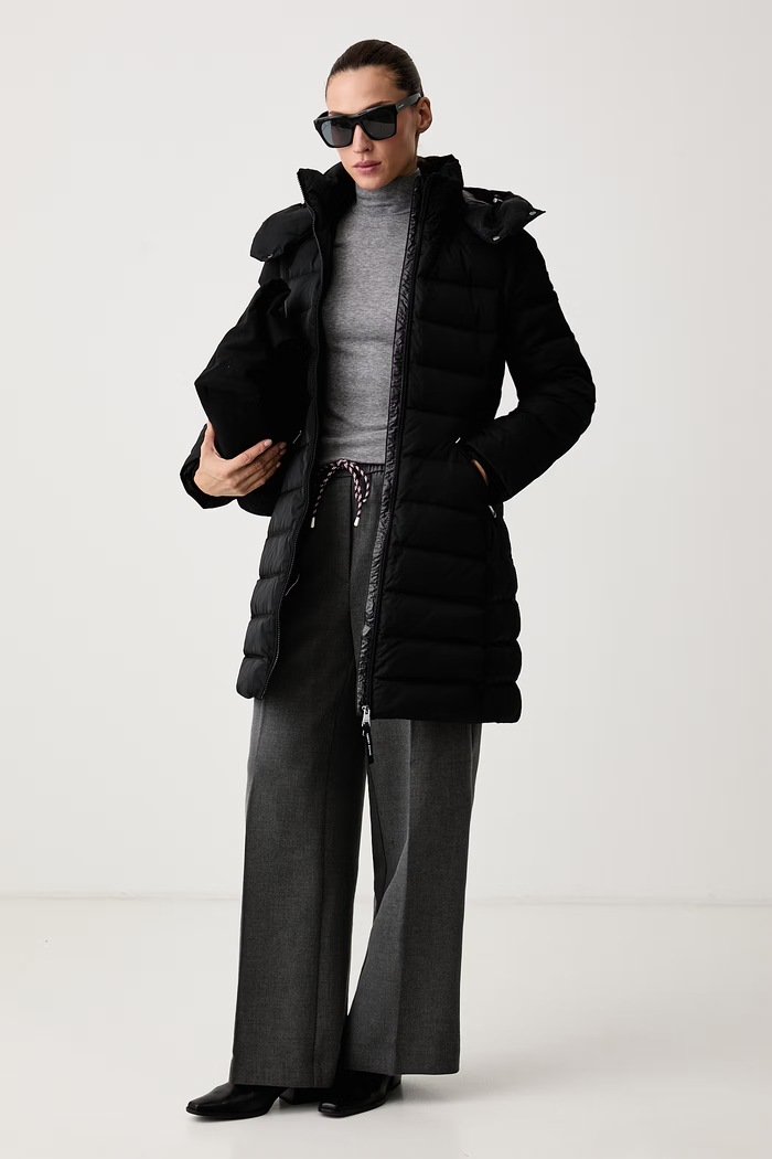 Tommy Hilfiger Długa kurtka damska WW0WW51111 czarny AW26