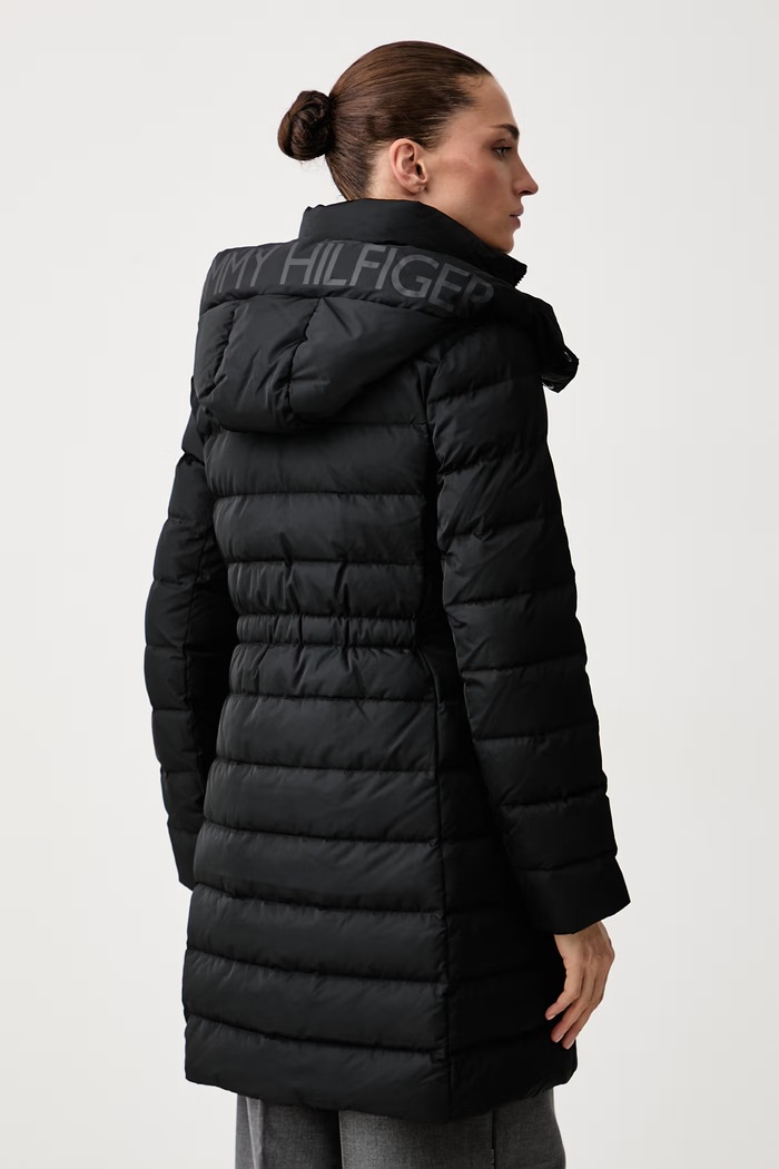 Odzież Tommy Hilfiger Długa kurtka damska WW0WW51111 czarny