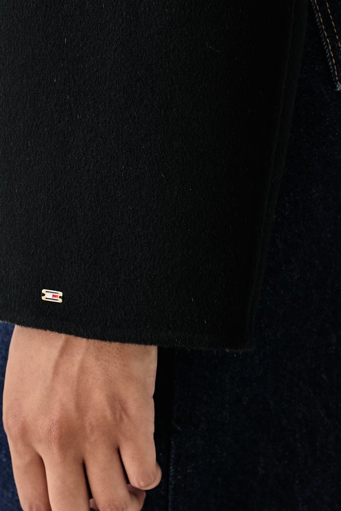 Krótka kurtka damska z dodatkiem wełny Tommy Hilfiger czarny WW0WW52914