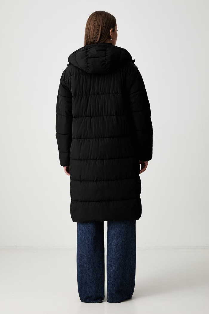Odzież Calvin Klein Jeans długa kurtka damska LV047H505G czarny