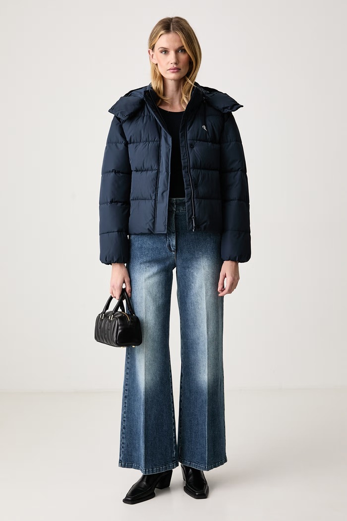 Calvin Klein Jeans Kurtka pikowana damska LV047H504G granatowy AW26