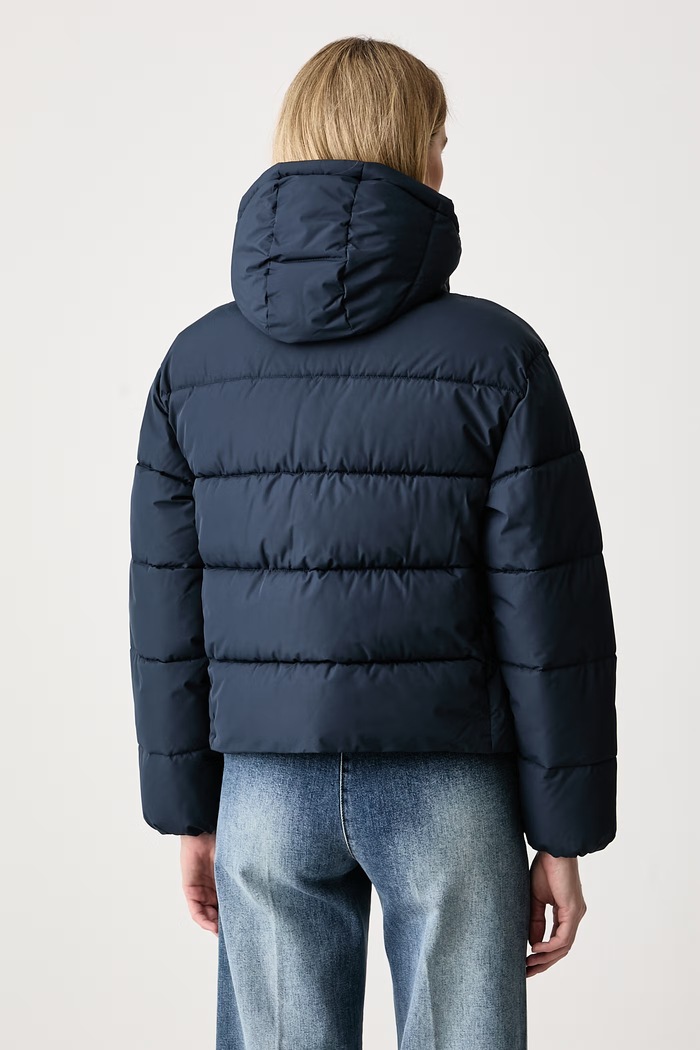 Odzież Calvin Klein Jeans Kurtka pikowana damska LV047H504G granatowy
