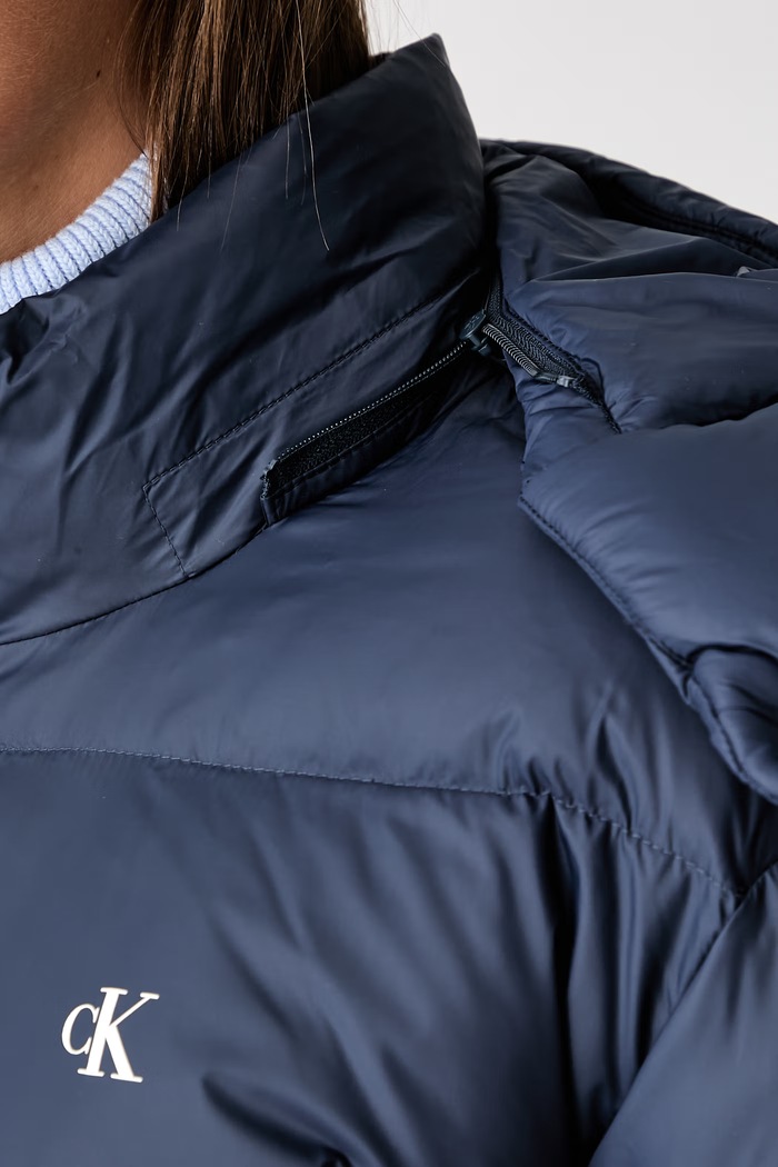 Calvin Klein Jeans geacă cu puf pentru femei LV047H500G bleumarin