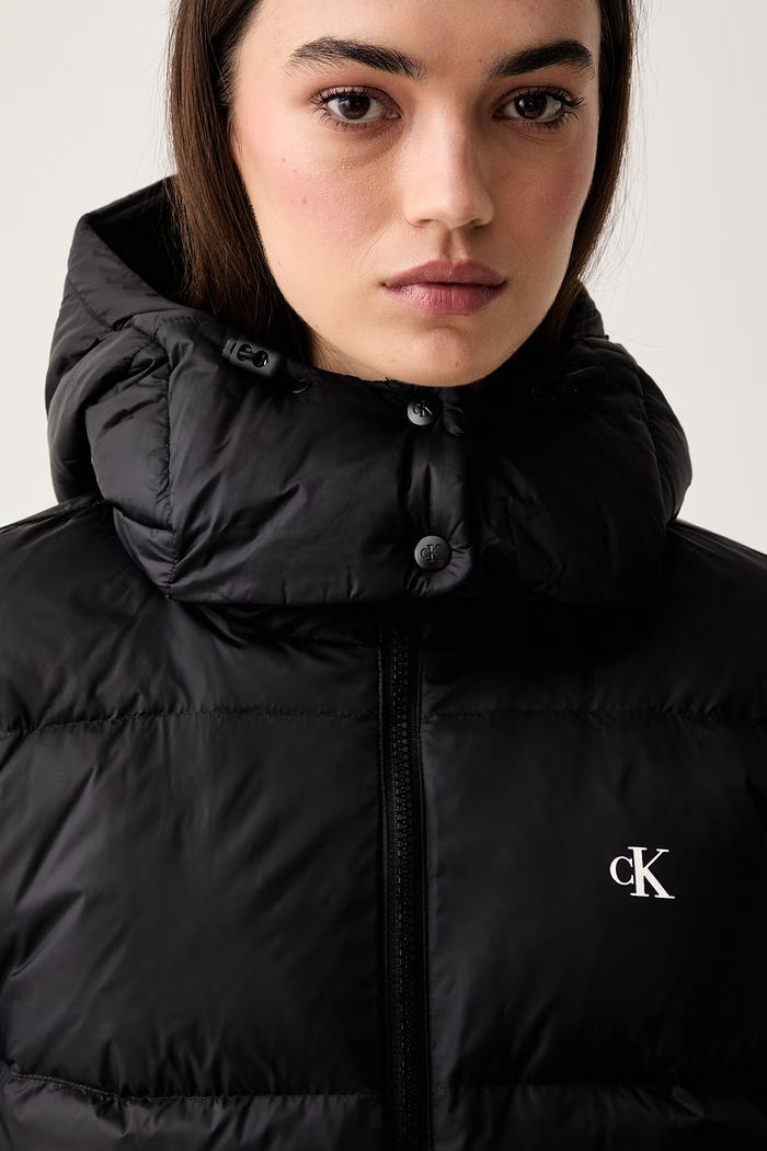 Calvin Klein Jeans kurtka puchowa damska czarny LV047H500G