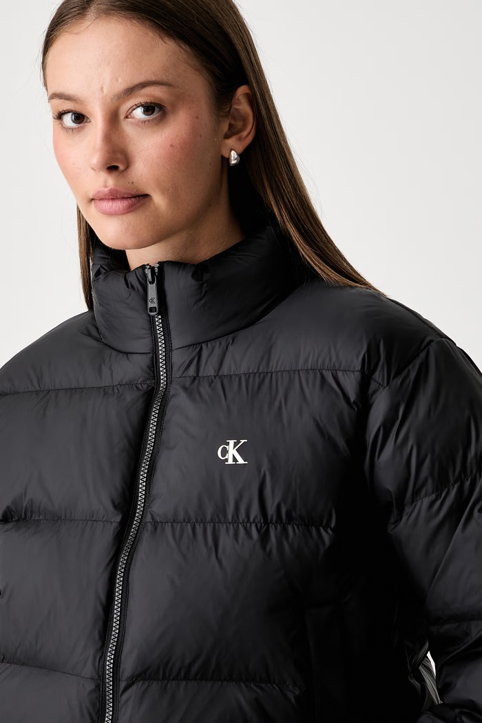 Odzież Calvin Klein Jeans krótka kurtka damska LV047H503G czarny