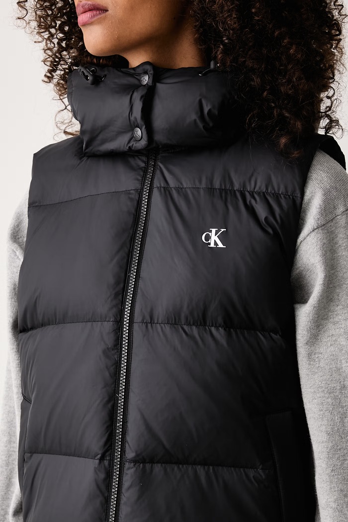 Páperová vesta dámska Calvin Klein Jeans LV047H501G čierna