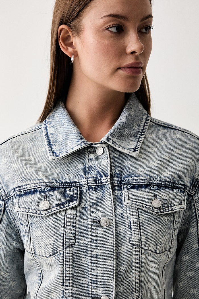 Armani Exchange kurtka damska jeansowa niebieski XW002533.AF25777