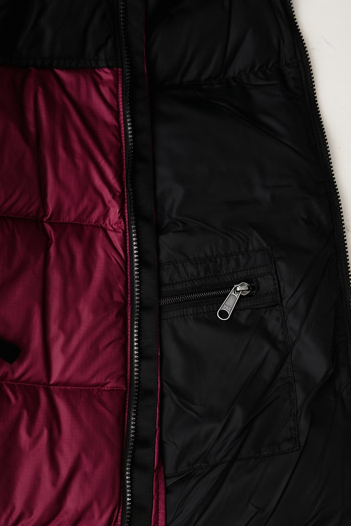 The North Face Πουπουλένιο μπουφάν γυναικείο 1996 Retro Nuptse NF0A3XEORH11