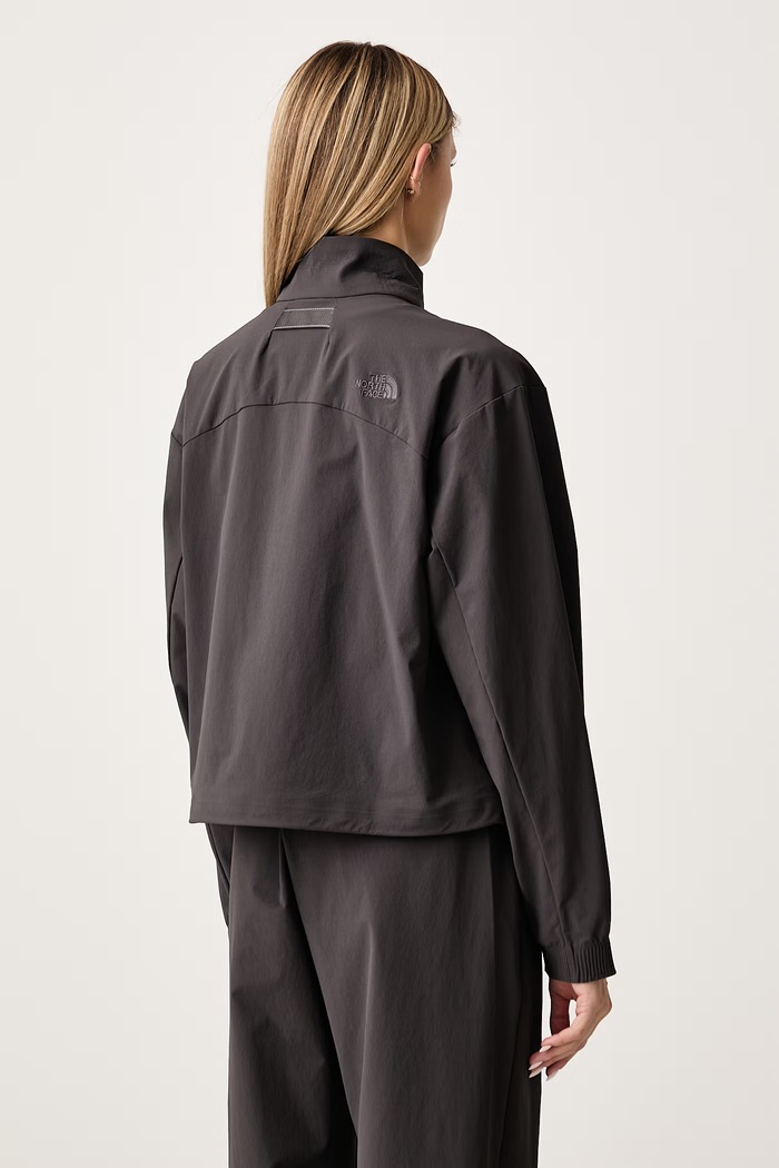 Odjeća The North Face Prijelazna jakna za žene Tech Woven NF0A8H9NNO11 crna