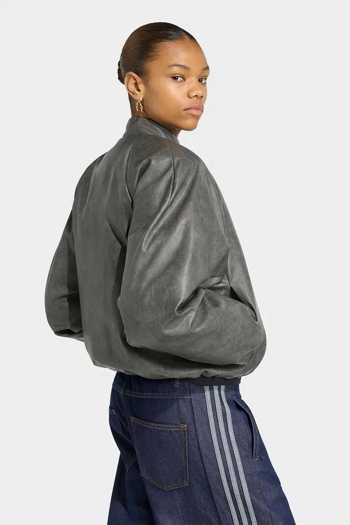adidas Originals Bomber jakna za žene od imitacije kože KT4240 crna AW26