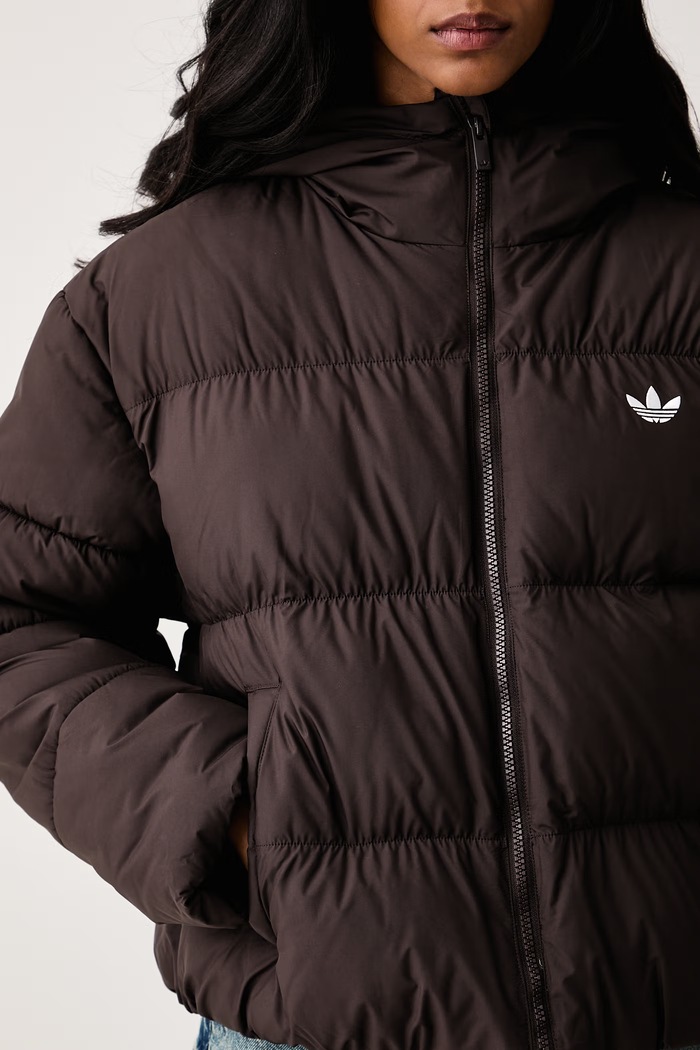 Kratka jakna ženska Hooded Padded adidas Originals KR9559 rjava