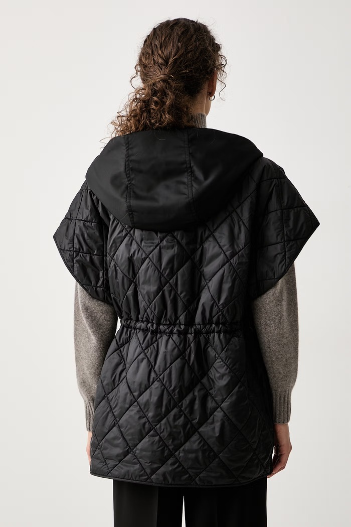 Odzież Weekend Max Mara Bezrękawnik damski WKDORIGANO 2625296021600 czarny