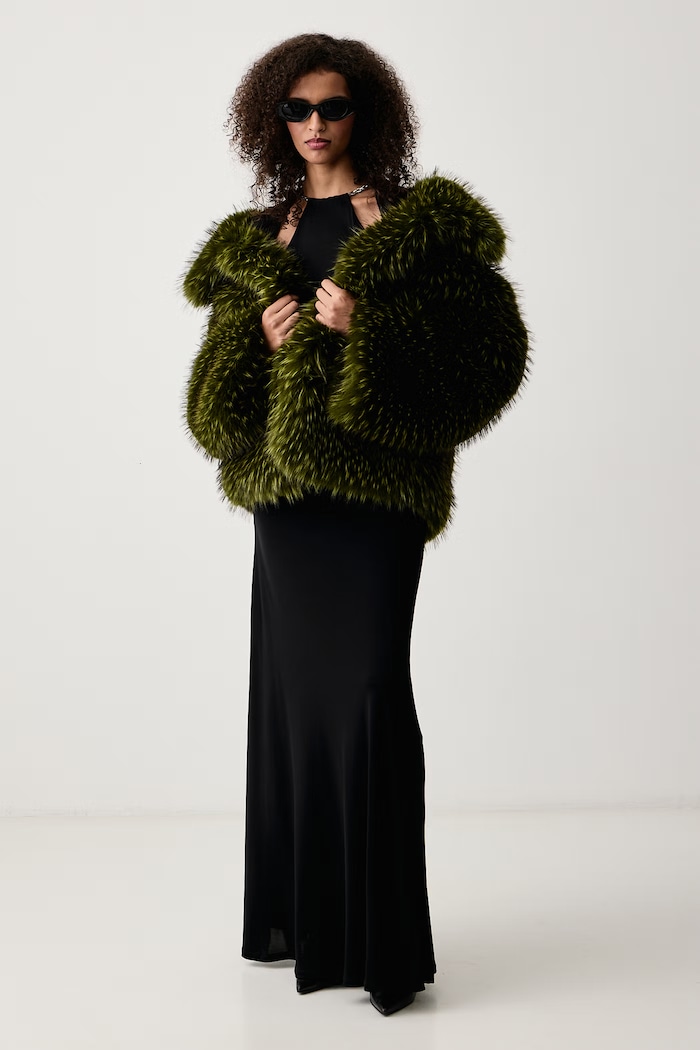 Essentiel Antwerp Płaszcz ze sztucznego futra damski Kastanje Kastanje.FW27 zielony AW26