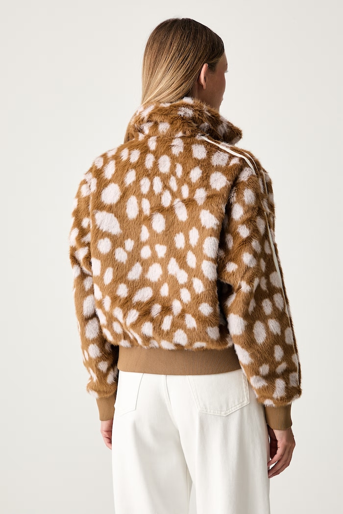 Oblečenie adidas Originals krátka bunda dámska Animal Print Firebird KT2142 hnedá