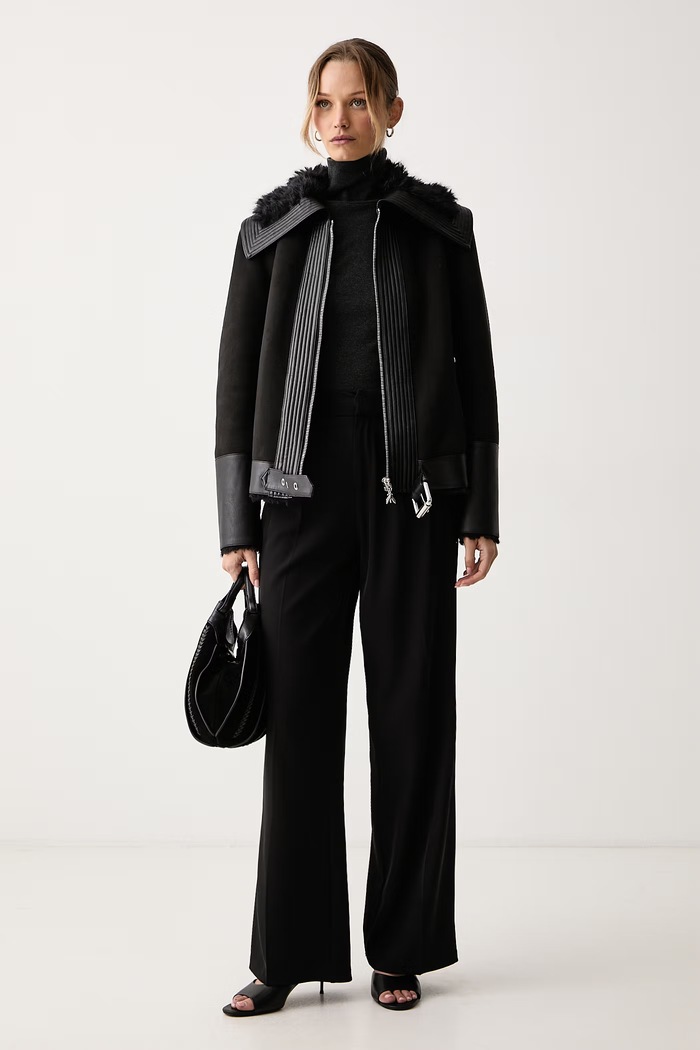 Patrizia Pepe Kurtka damska z imitacji zamszu 8O0209.E0011 czarny AW26