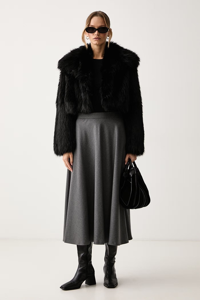 Patrizia Pepe Krótka kurtka damska 8O0016.E0002 czarny AW26
