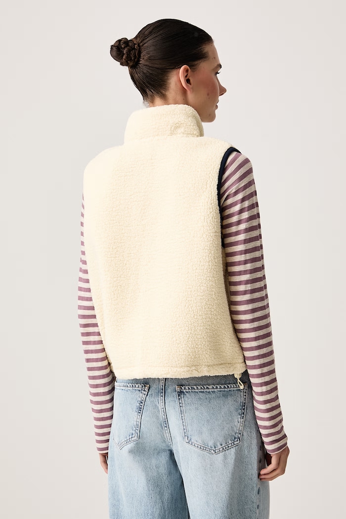 Дрехи Levi's Елек дамски от полар MORRISON SHERPA 0082P жълт