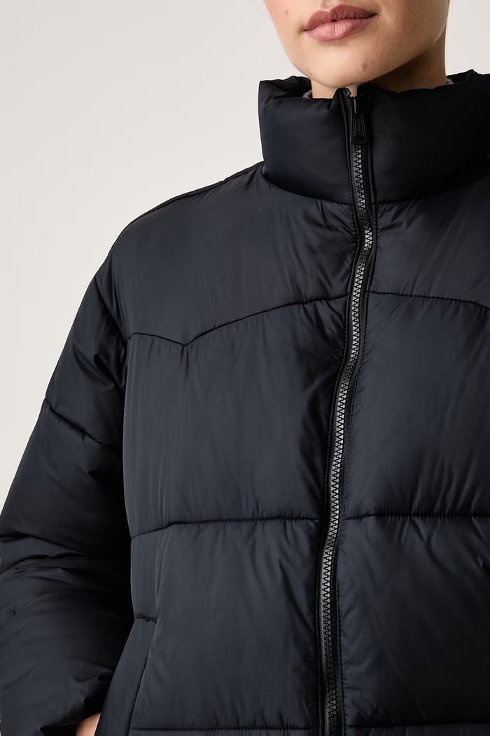 Prešívaná bunda dámska PALMER PUFFER Levi's 006S9 čierna