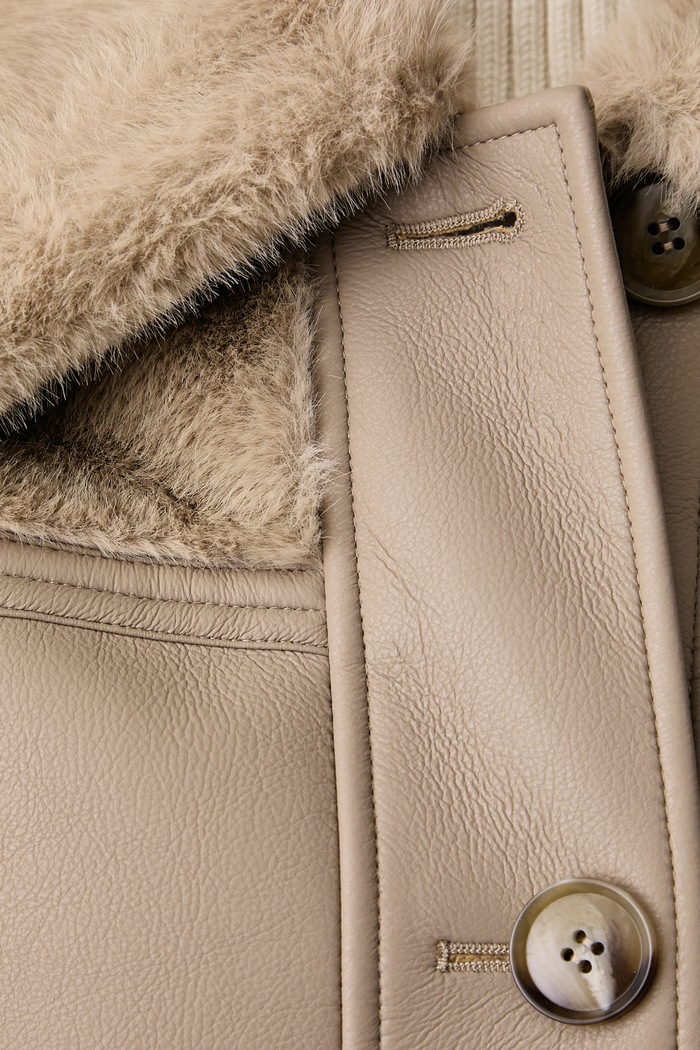 Giacca da donna in similpelle Twinset beige 262TT2050
