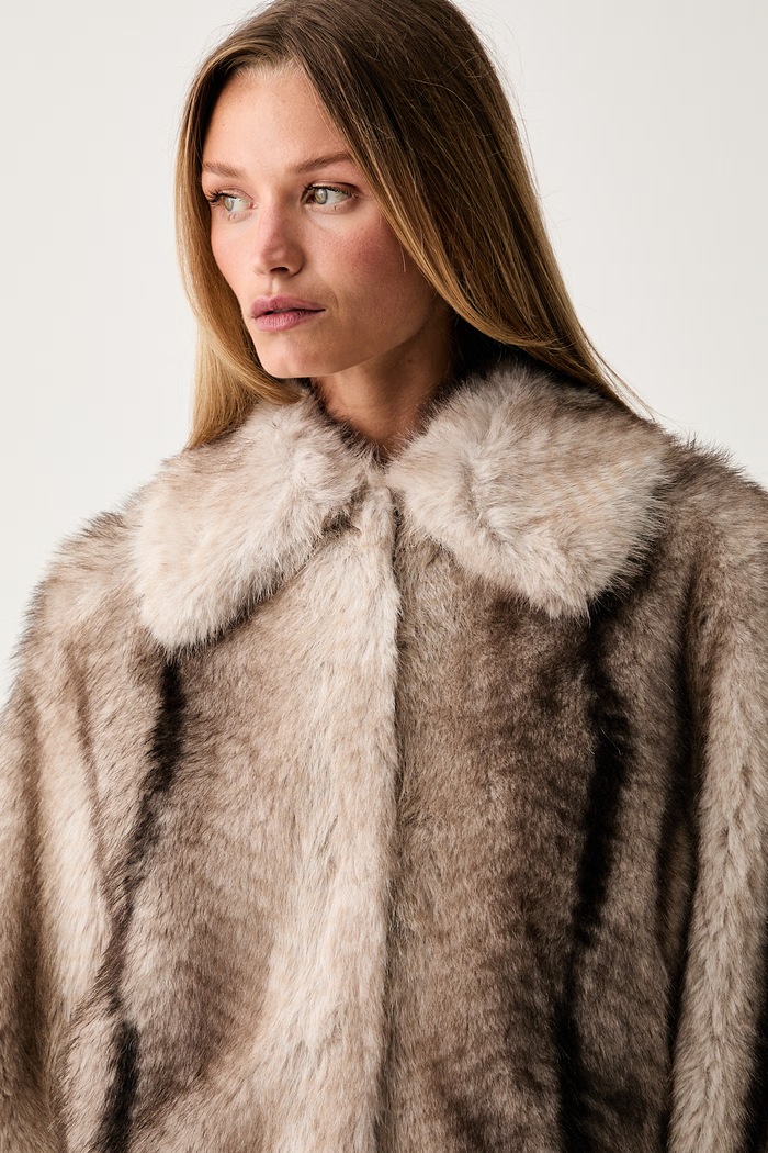 Twinset коротка куртка жіноча бежевий 262TP2240