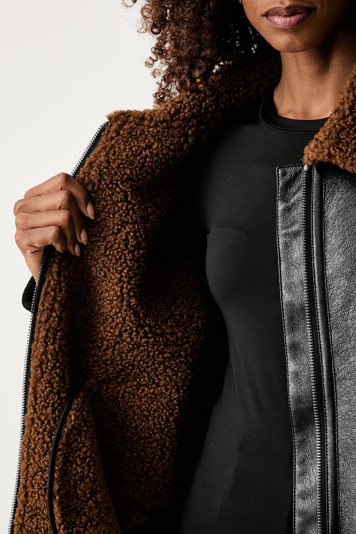 Twinset bunda dámska z imitácie kože 262AP2180