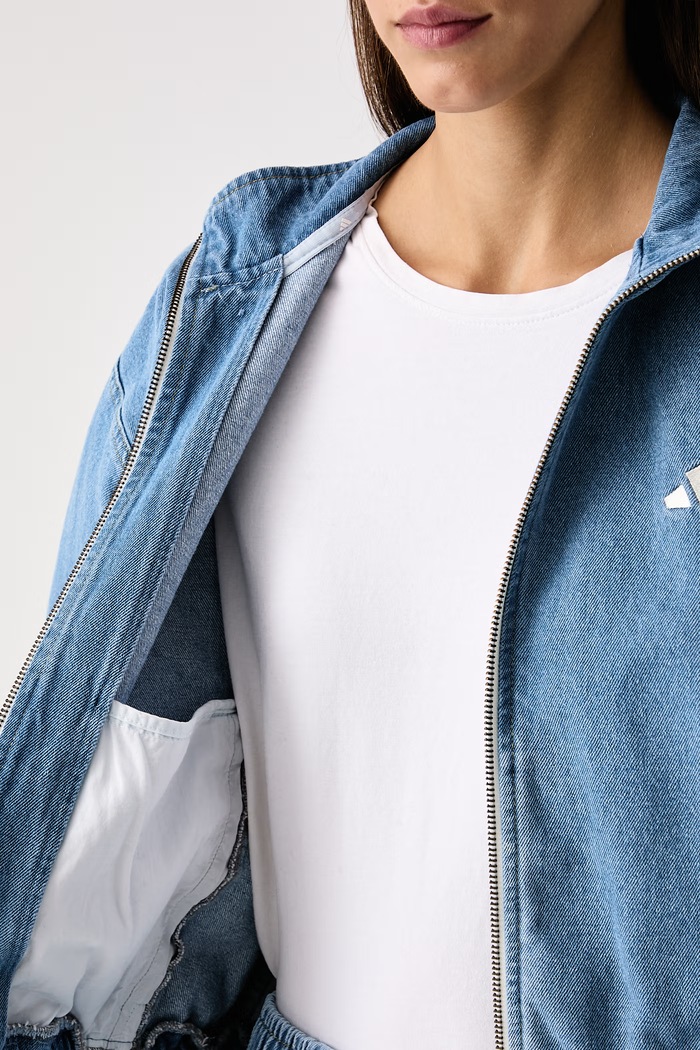 adidas Traper jakna za žene od pamuka Denim Pack KV0625
