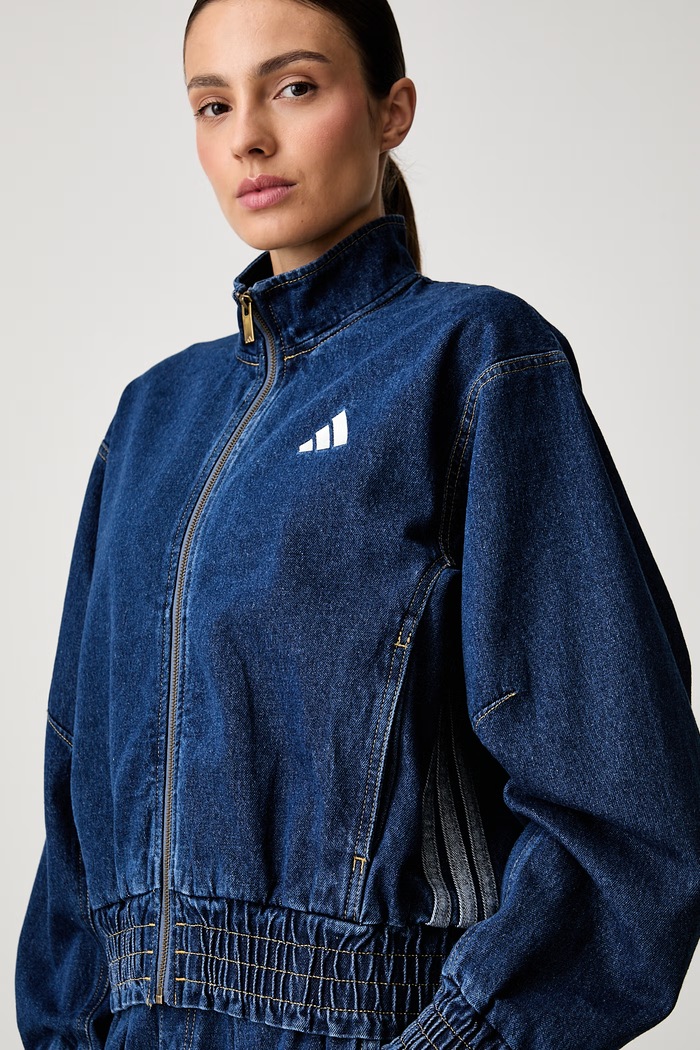 adidas kurtka damska jeansowa Denim Pack granatowy KV0624