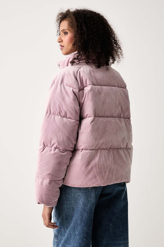 Odjeća adidas Jakna za žene od velura Helionic KQ8767 roza