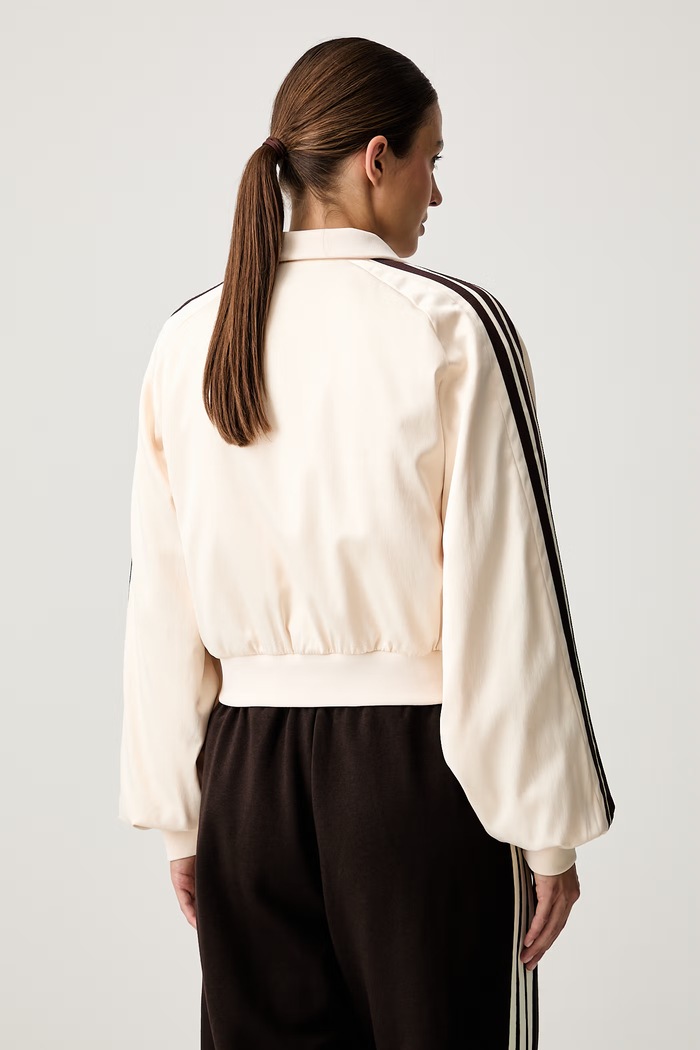 Ρούχα adidas μεταβατικό μπουφάν γυναικείο x Farm Rio KZ5539 μπεζ