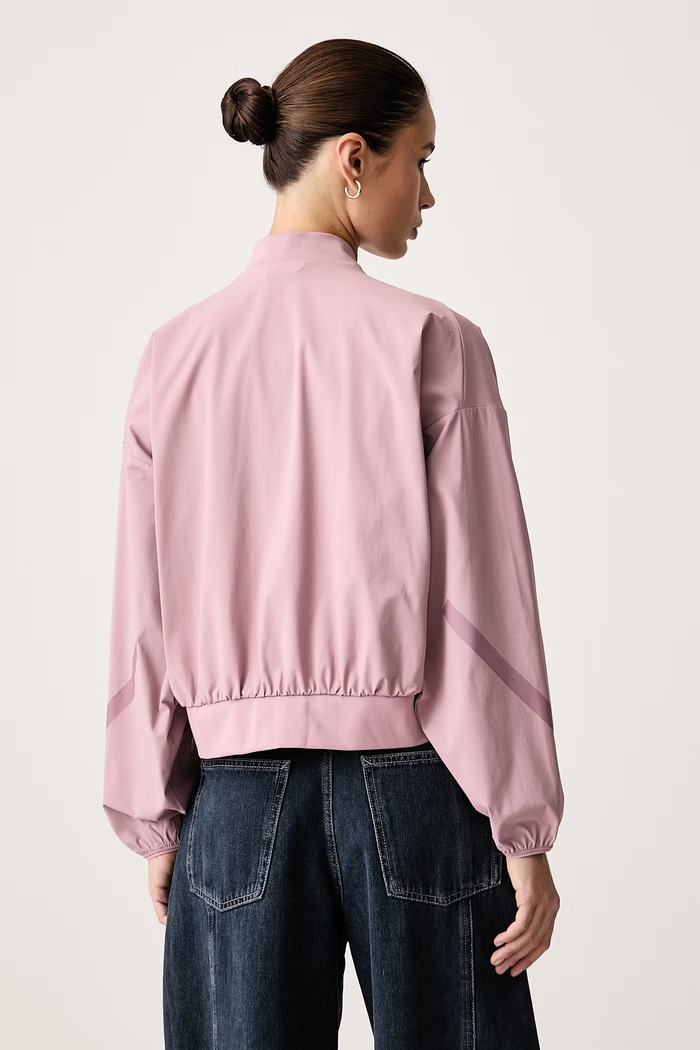 Oblečení adidas Krátká bunda dámská Z.N.E KF6416 růžová