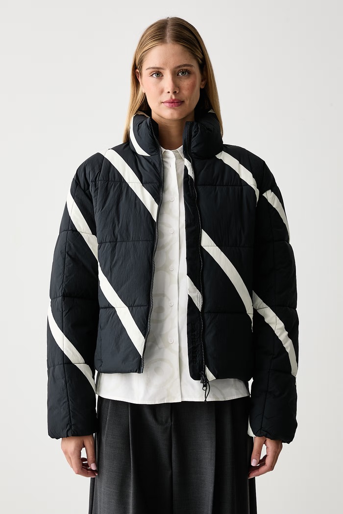 Marimekko Kratka jakna za žene crna 096067