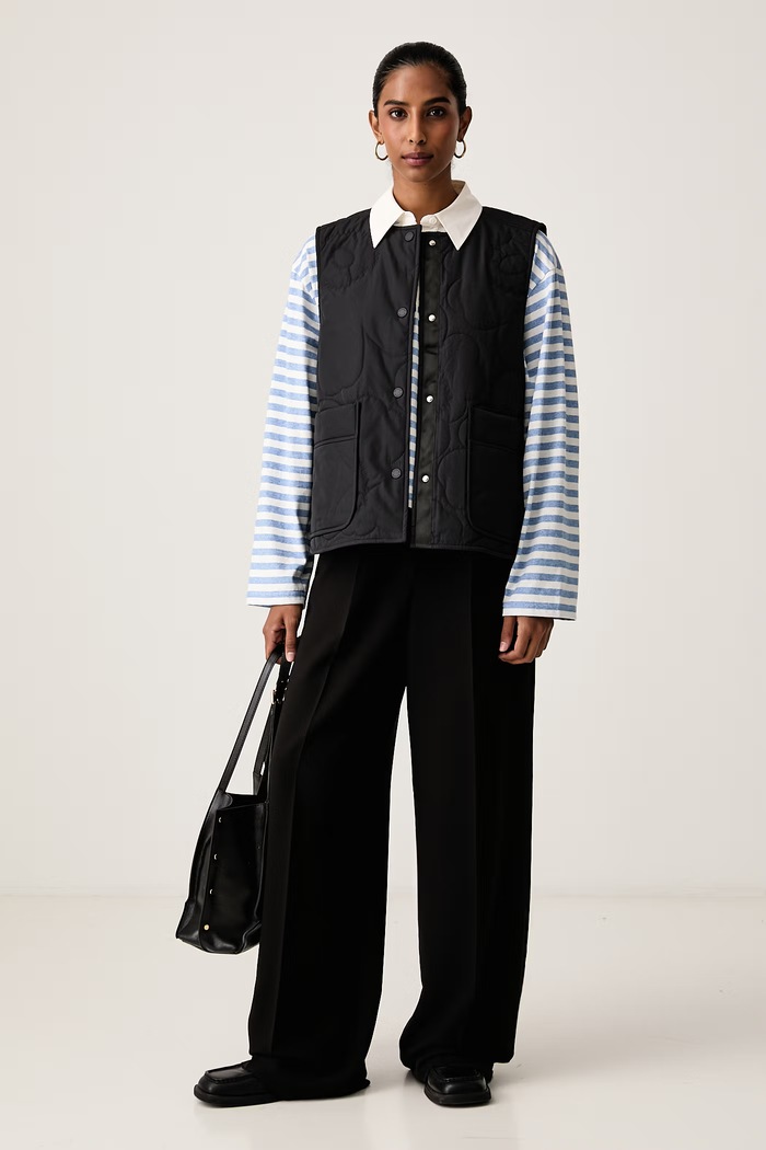 Marimekko Brezrokavnik ženski 095770 črna AW26