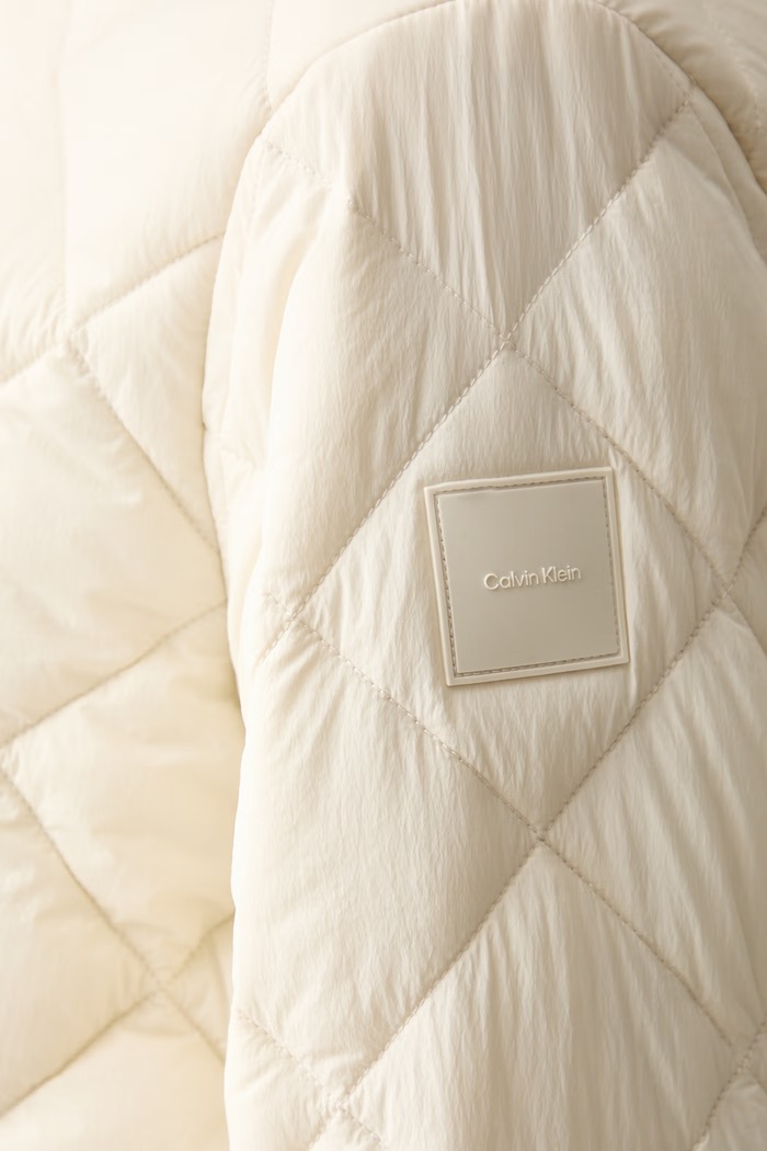 Calvin Klein prijelazna jakna za žene LV044G506G