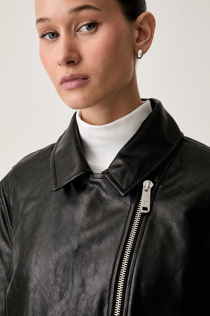 Calvin Klein Jeans prehodna jakna ženska črna LV047G515G
